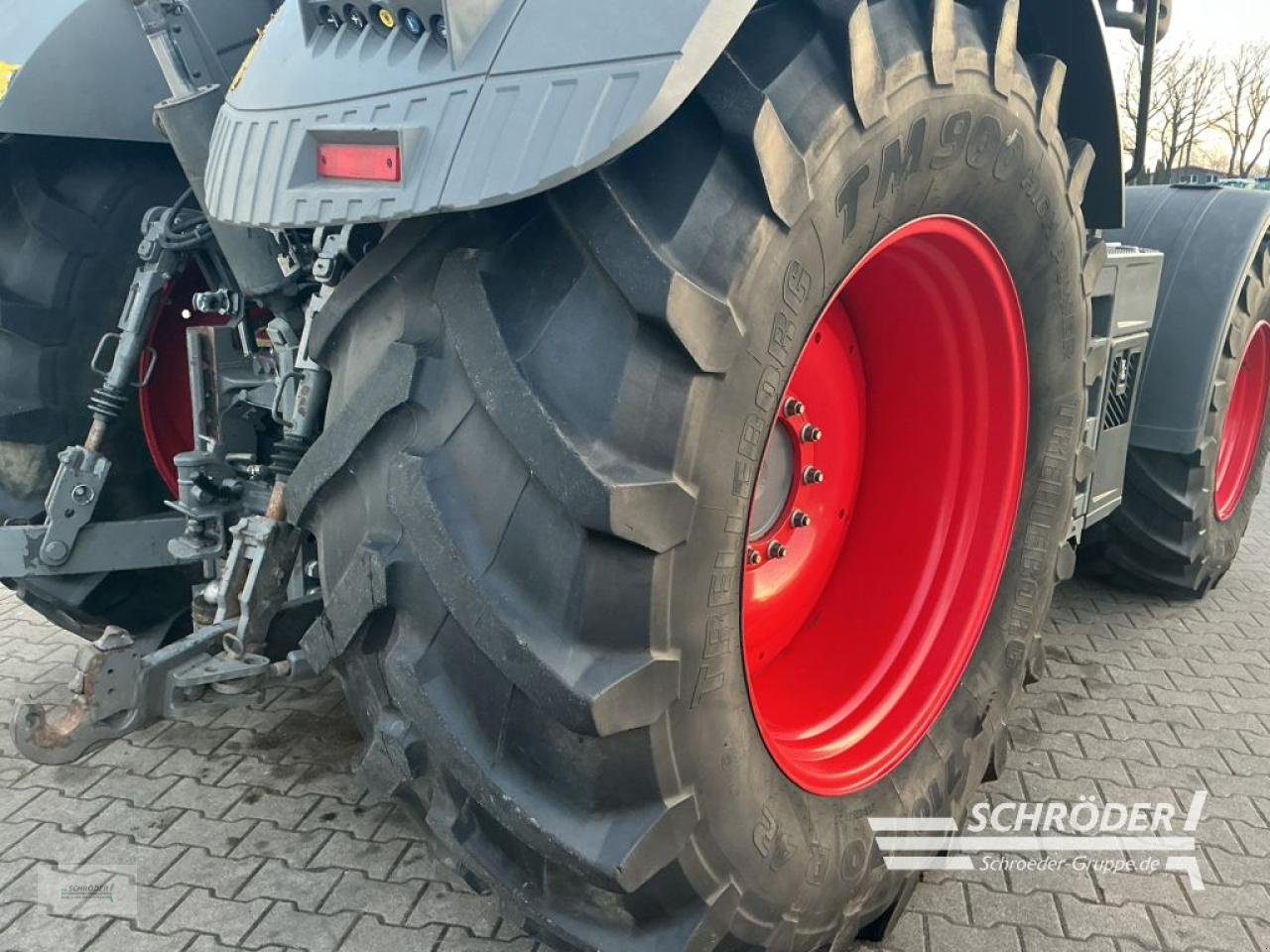 Traktor tipa Fendt 828 S4 PROFI PLUS | MOTOR 2024 NEU, Gebrauchtmaschine u Lastrup (Slika 12)